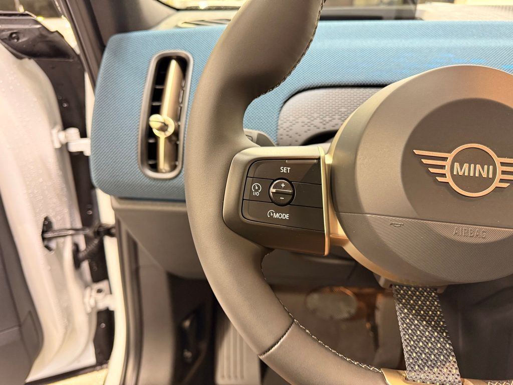 Thumbnail: 2026 MINI Cooper Countryman - 13