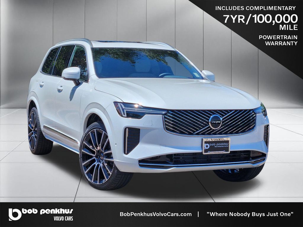 2026 Volvo XC90 B6 Plus 7-Seater