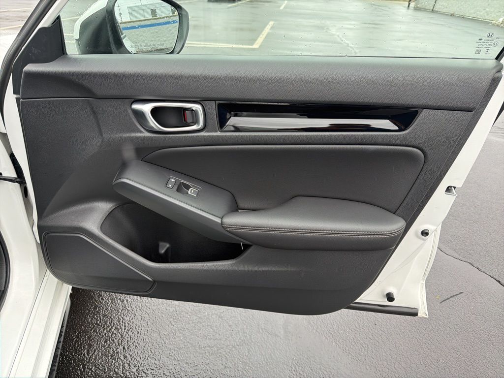 Thumbnail: 2023 Honda Civic - 26