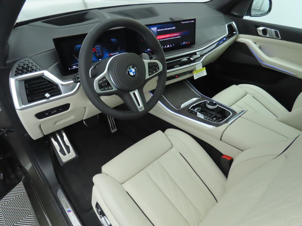 2025 BMW X5 M60i 9