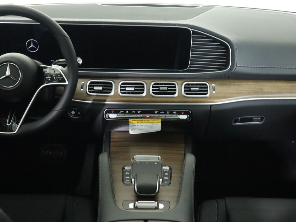 Thumbnail: 2026 Mercedes-Benz GLS - 15