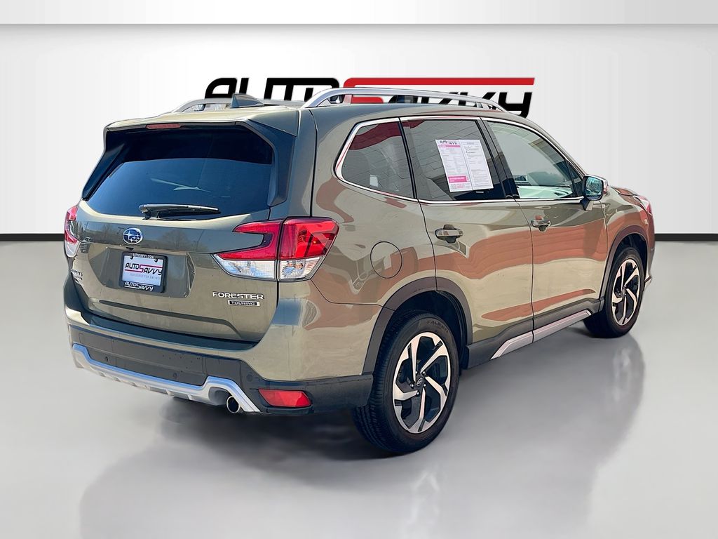 View vehicle photo 7