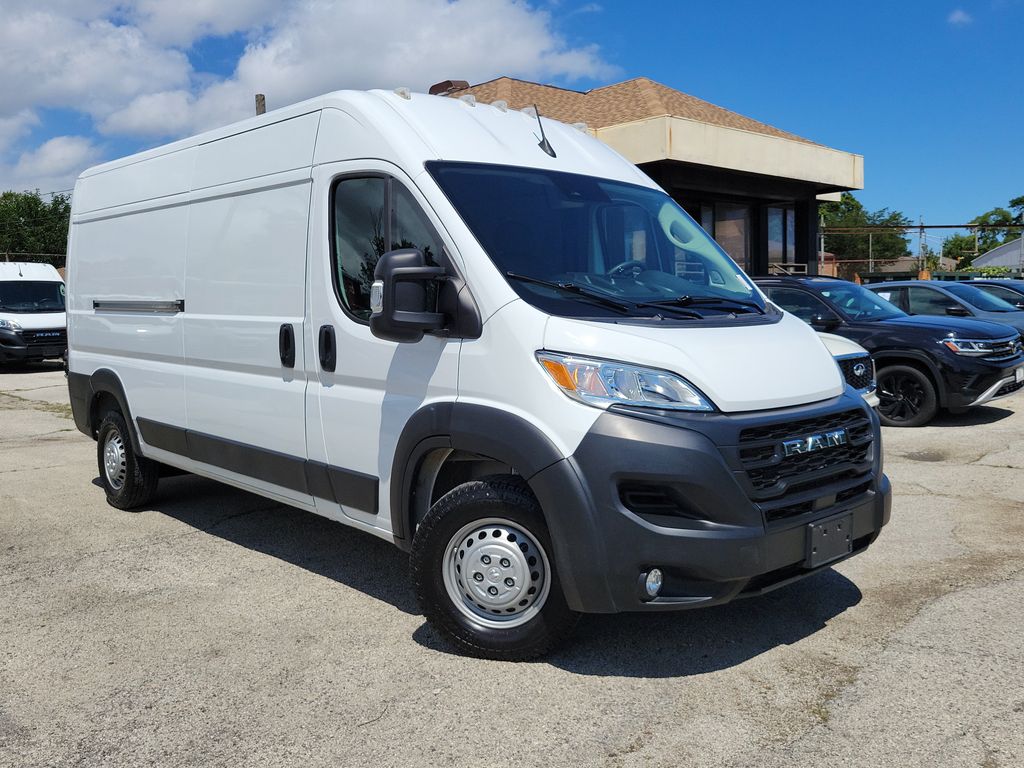 Bright White Clearcoat 2025 RAM ProMaster Van 9-Speed Automatic