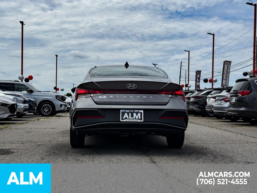 Certified Used 2024 Silver Hyundai SEL image 5