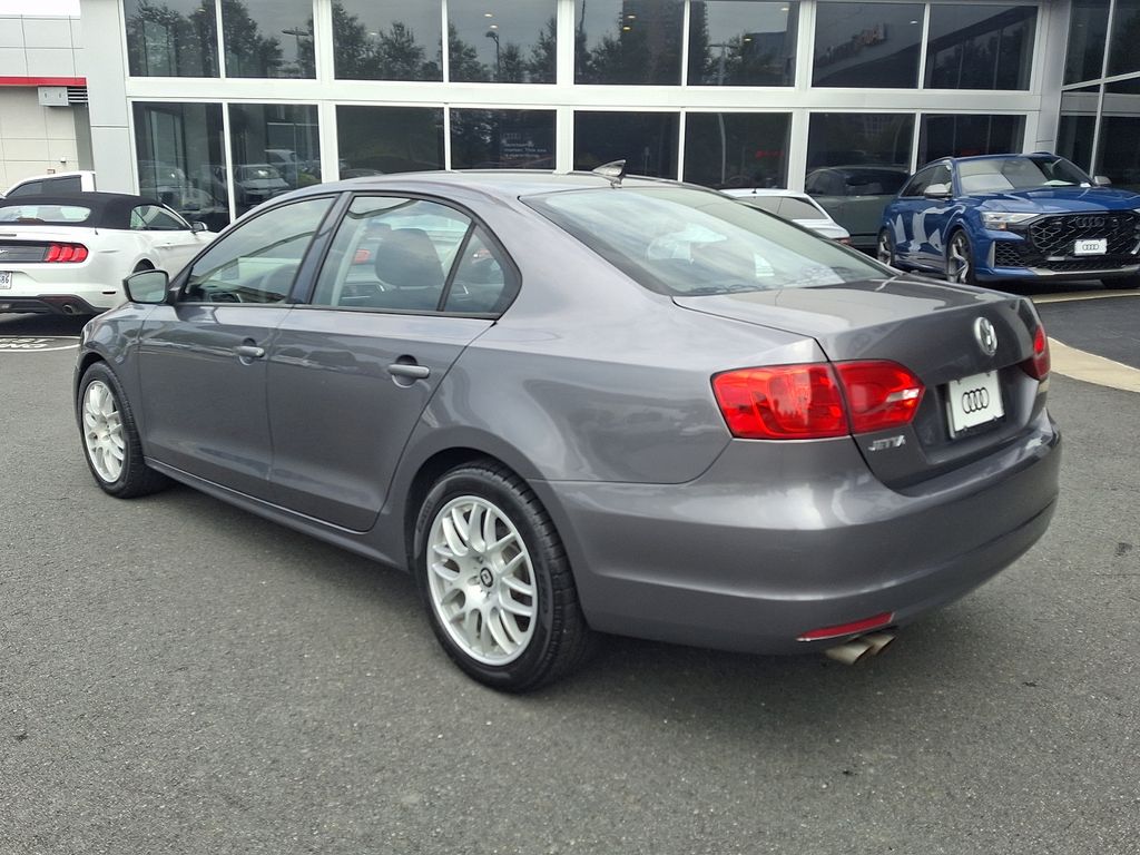 Thumbnail: 2012 Volkswagen Jetta - 6