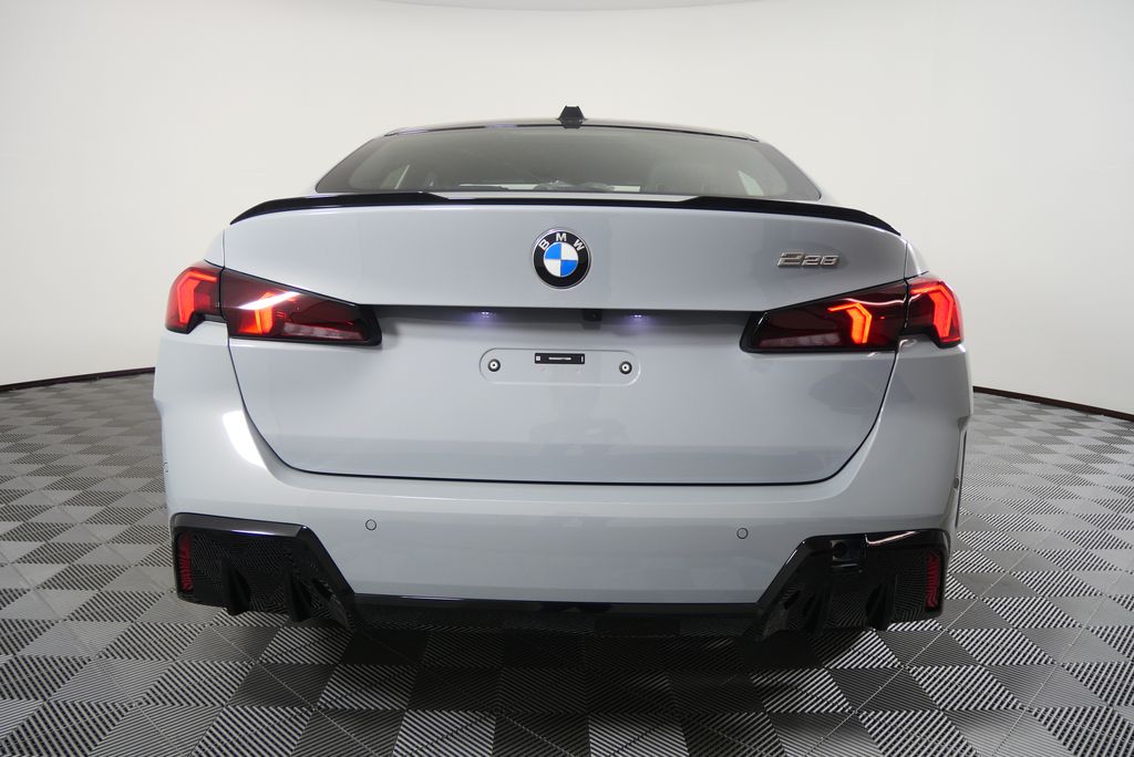 Thumbnail: 2026 BMW 2 Series - 4