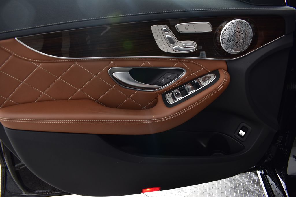 Thumbnail: 2019 Mercedes-Benz C-Class - 11