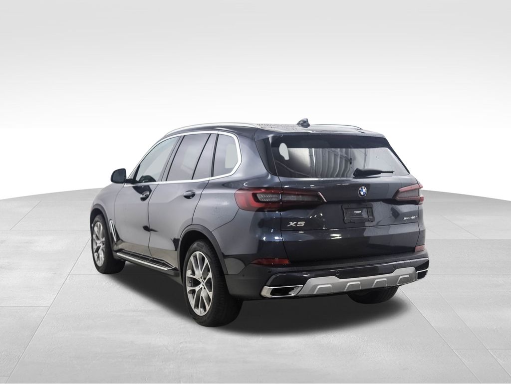 Thumbnail: 2021 BMW X5 - 3