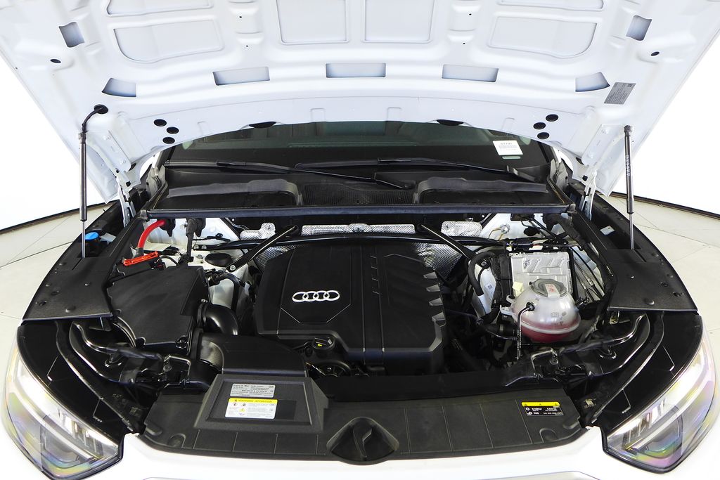 Thumbnail: 2023 Audi Q5 - 6