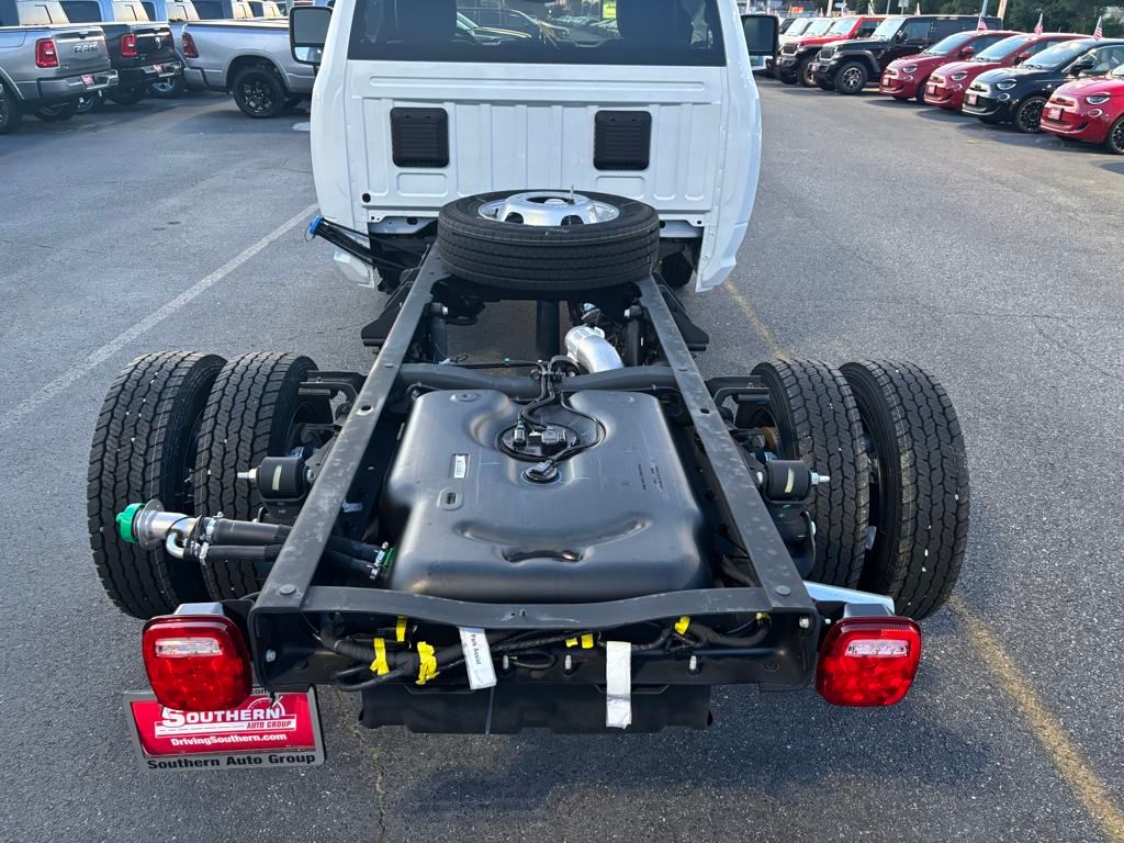New 2024 White Ram Tradesman image 5