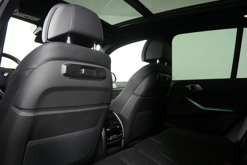 Thumbnail: 2025 BMW X5 - 19