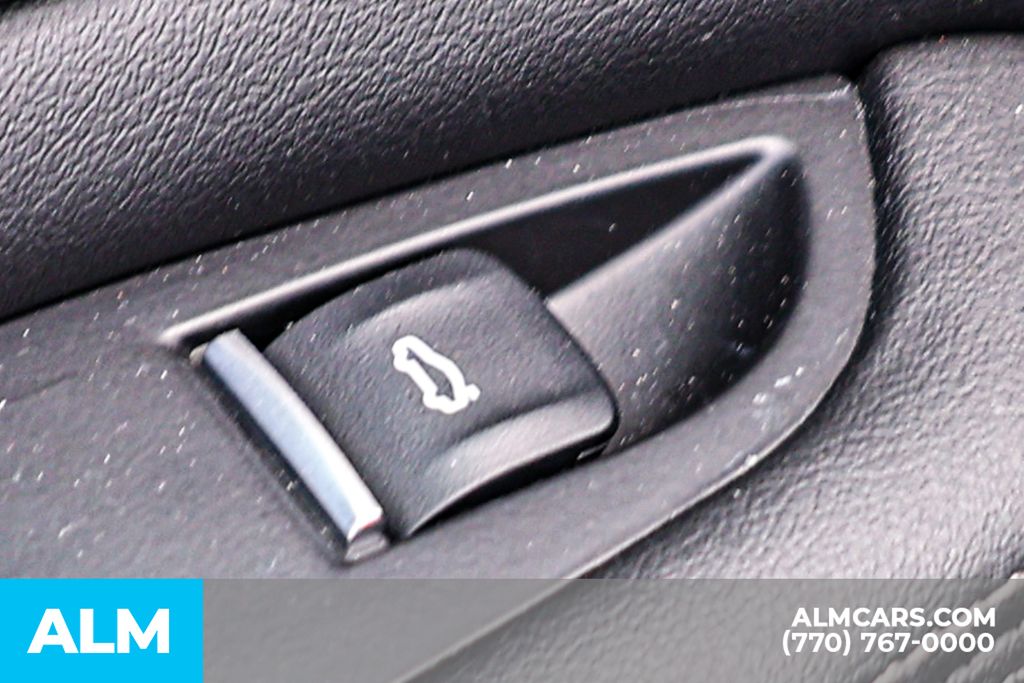 Used 2024 White BMW sDrive40i/MT Certified image 51