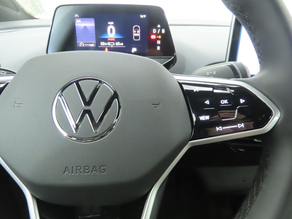 Thumbnail: 2025 Volkswagen ID.4 - 12