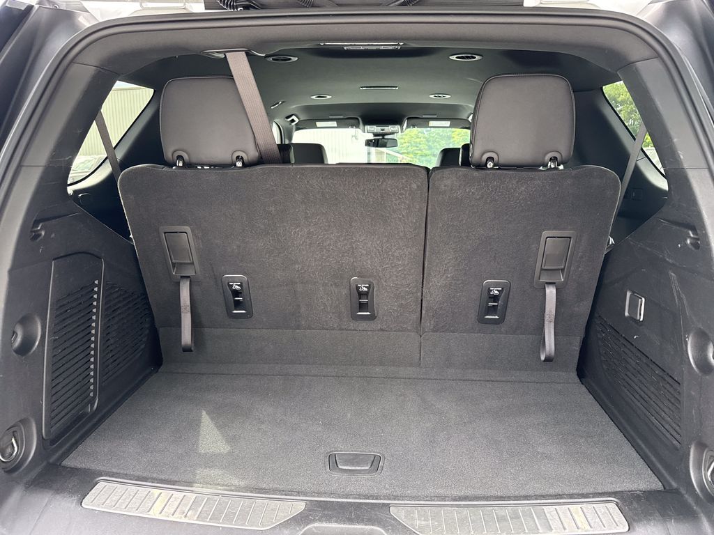 Used 2025 Chevrolet Tahoe SUV