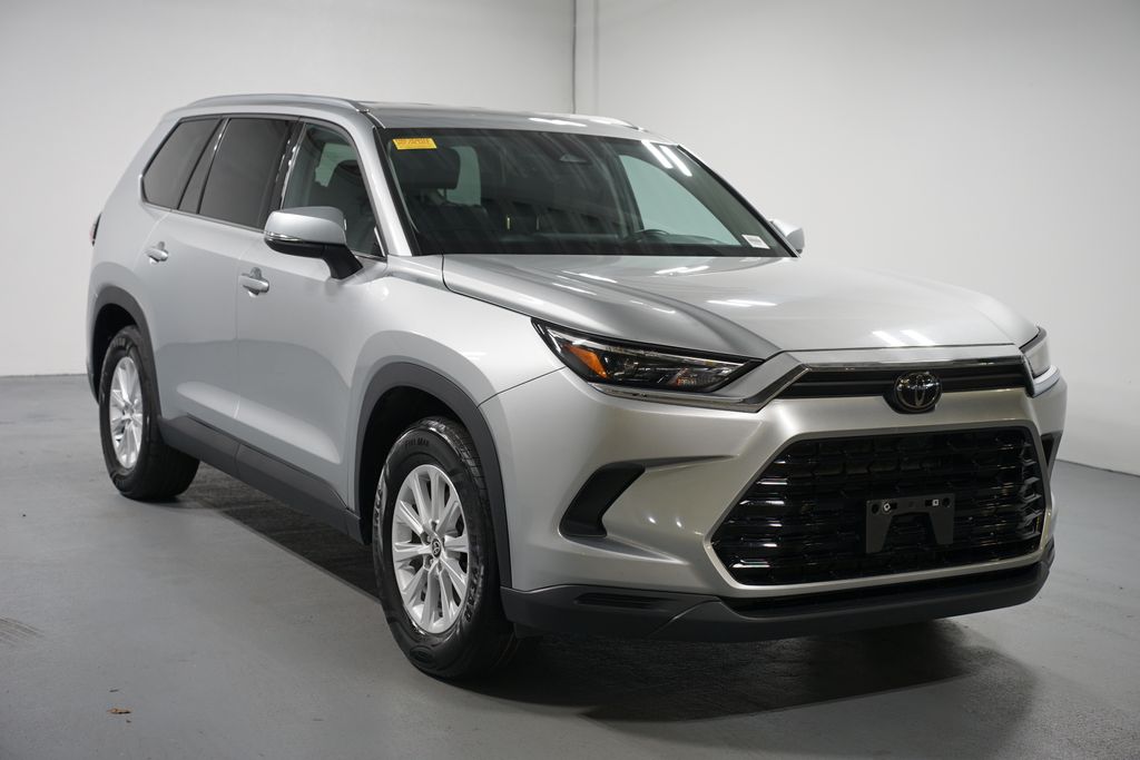Thumbnail: 2024 Toyota Grand Highlander - 3