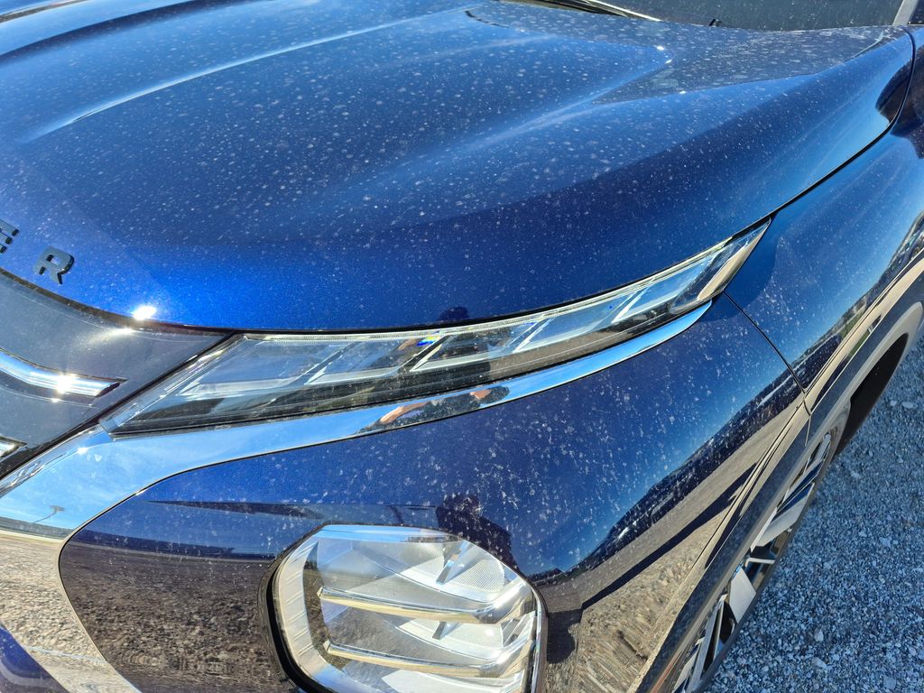 2026 Mitsubishi Outlander SEL - 9