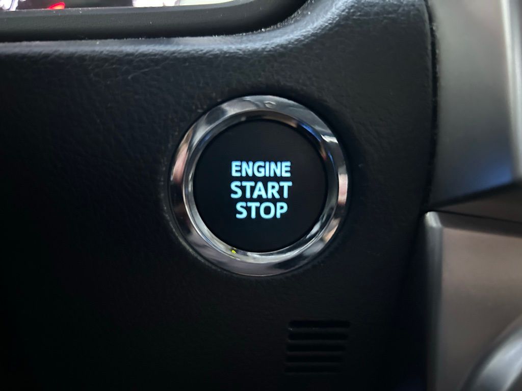 Thumbnail: 2023 Toyota 4Runner - 31