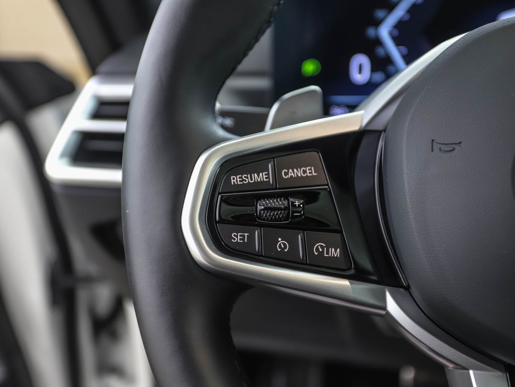 Thumbnail: 2026 BMW 4 Series - 12