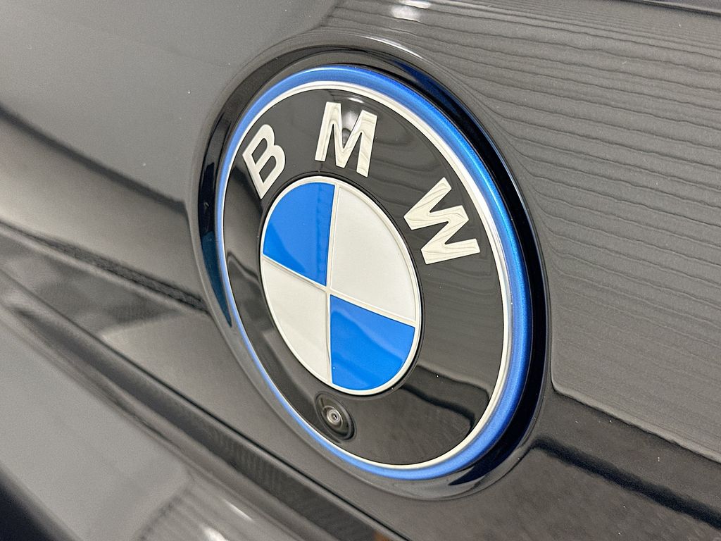 Thumbnail: 2026 BMW i7 - 22