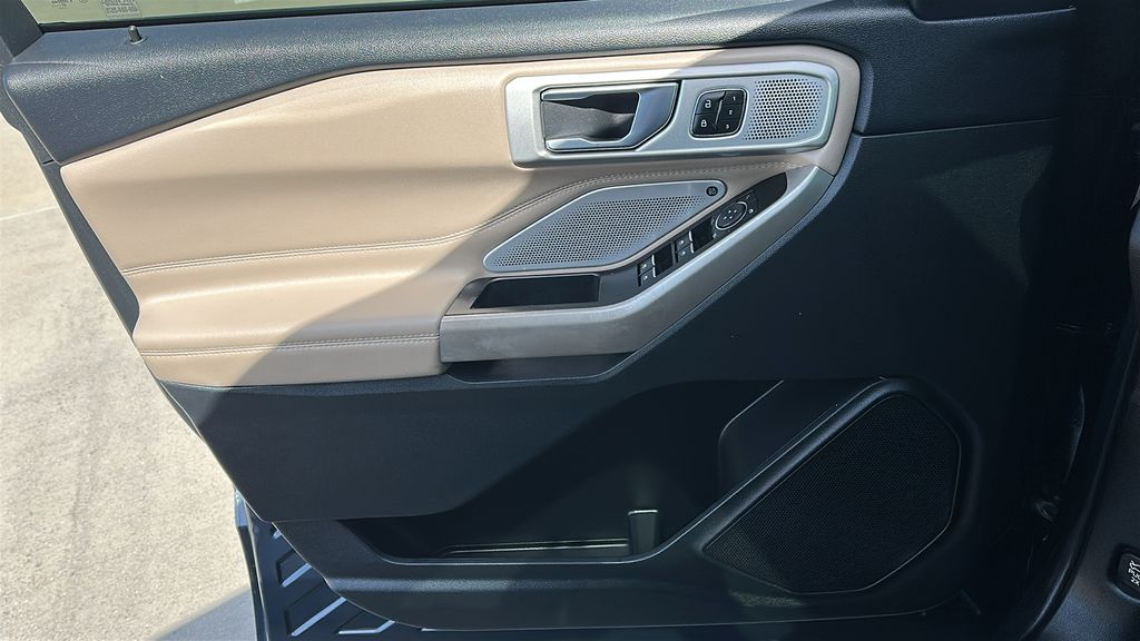 2022 Ford Explorer Limited Blue at DeMontrond Auto Country