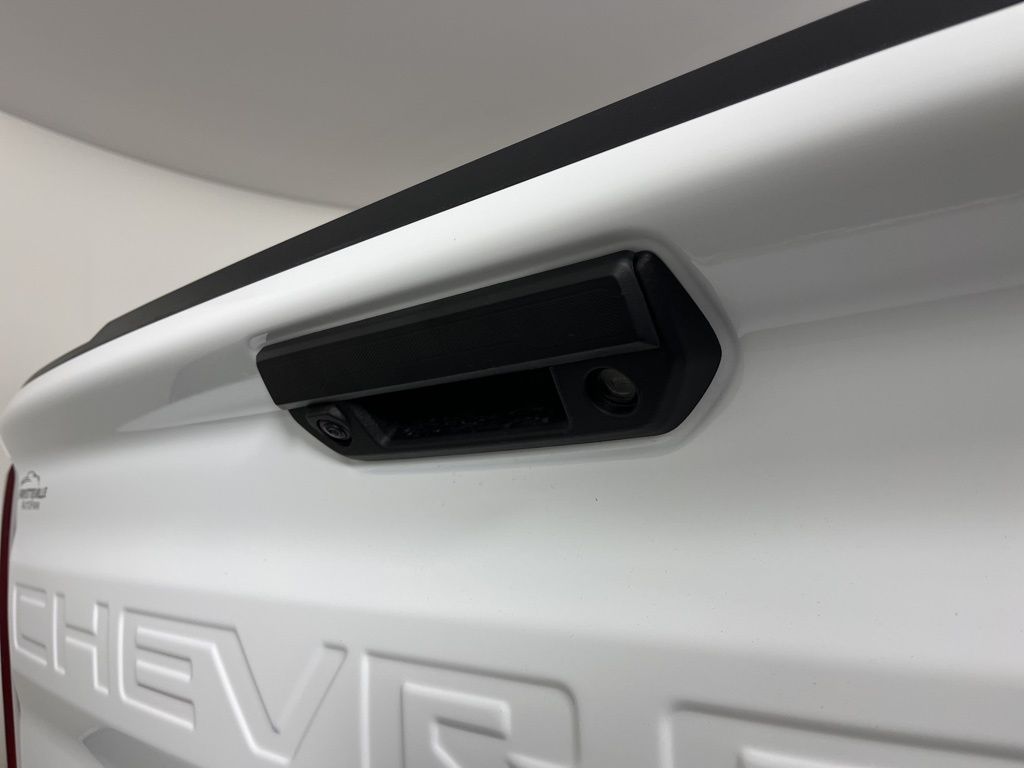 Thumbnail: 2026 Chevrolet Silverado 1500 - 16