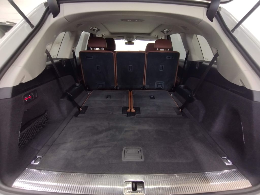 2024 Audi Q7 55 Premium Plus