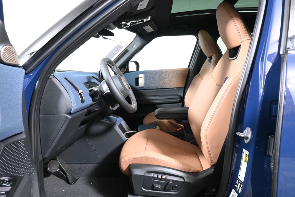 Thumbnail: 2027 MINI Cooper Countryman - 3