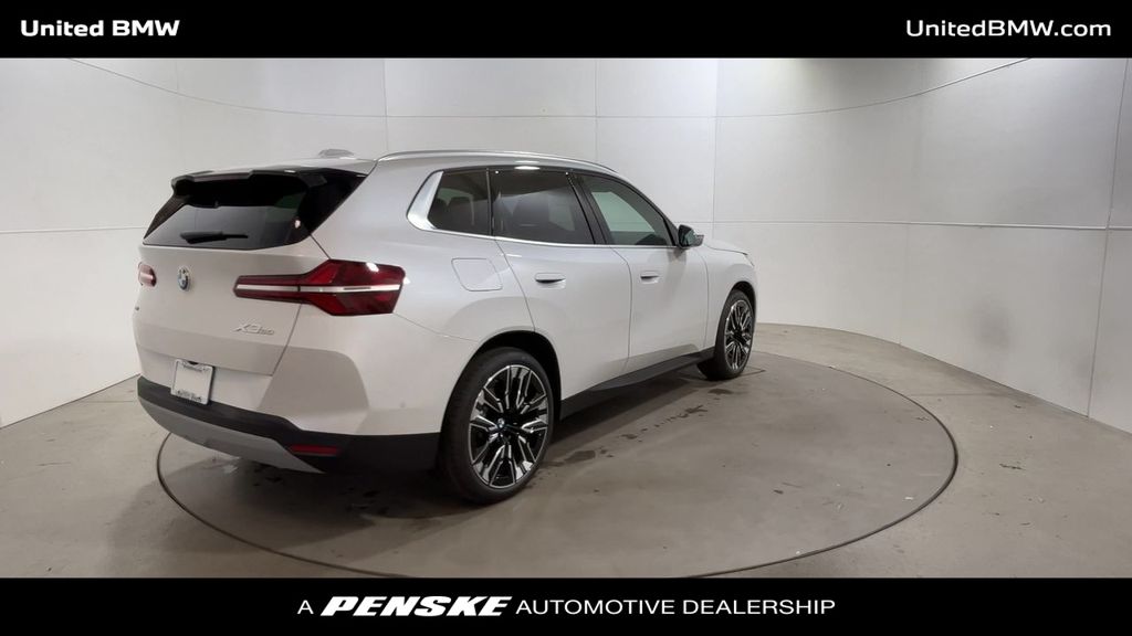 2025 BMW X3 3.0i 8