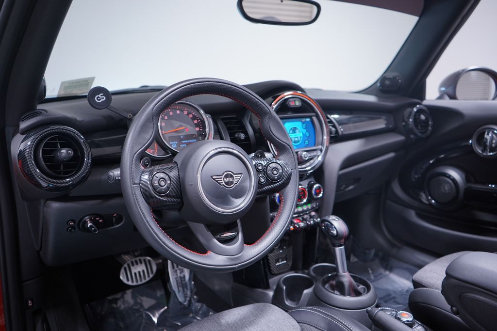 Thumbnail: 2019 MINI Cooper - 10