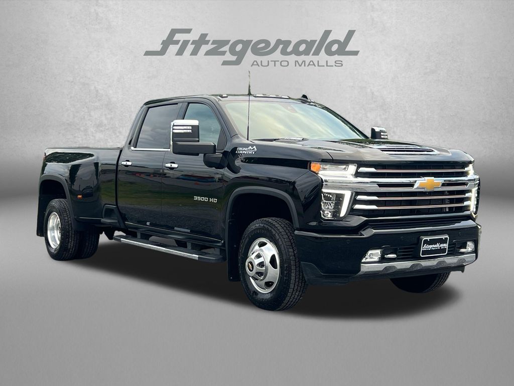 Mosaic Black Metallic 2021 Chevrolet Silverado 3500HD Pickup Truck Four-Wheel Drive Automatic