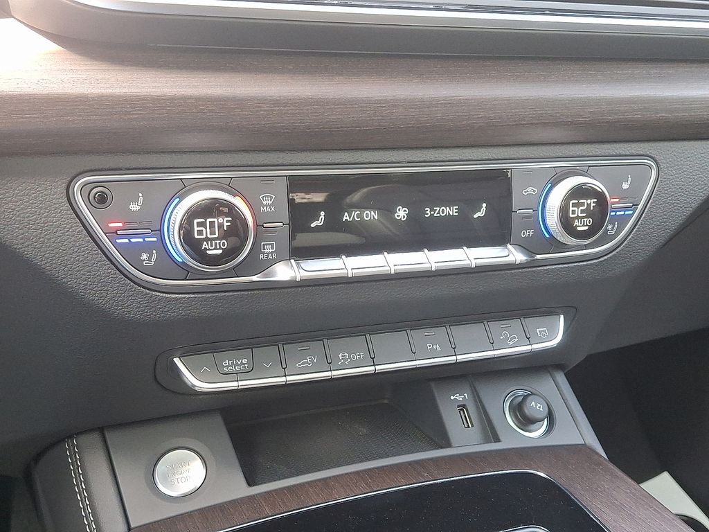 2025 Audi Q5  13