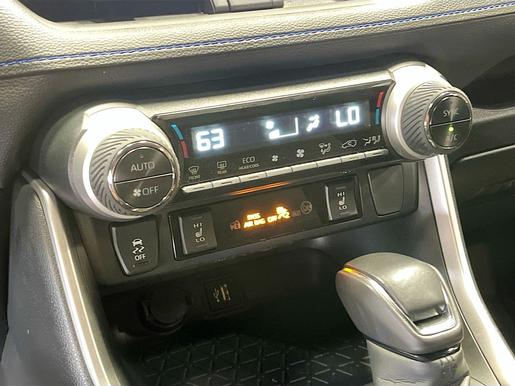 Used 2025 Midnight Black Metallic Toyota SE image 16