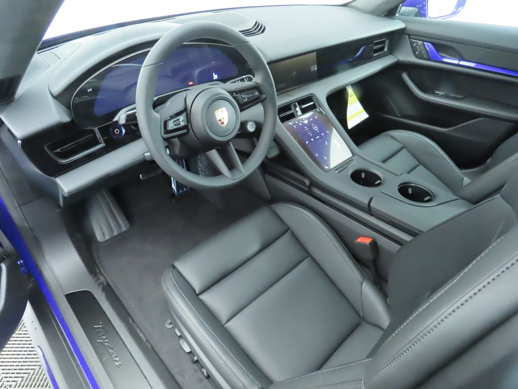 Thumbnail: 2025 Porsche Taycan - 4