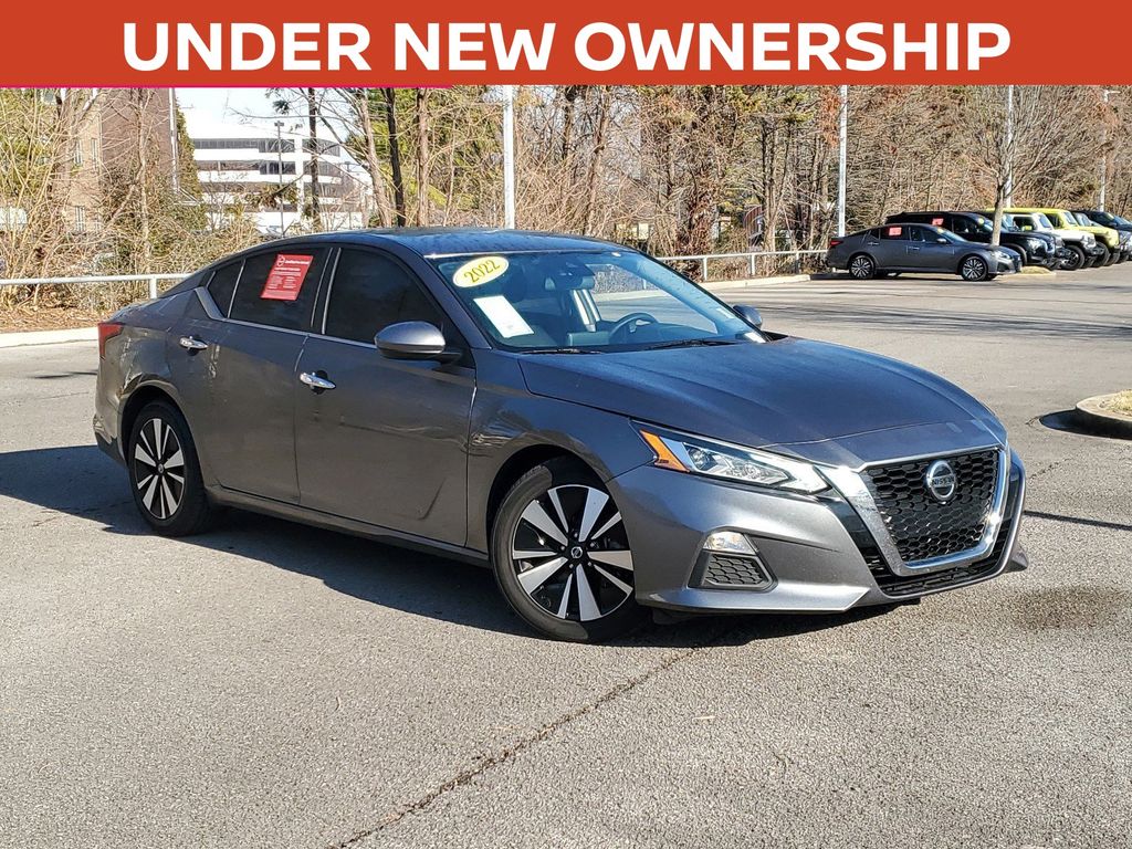 2022 Nissan Altima 2.5 SV FWD