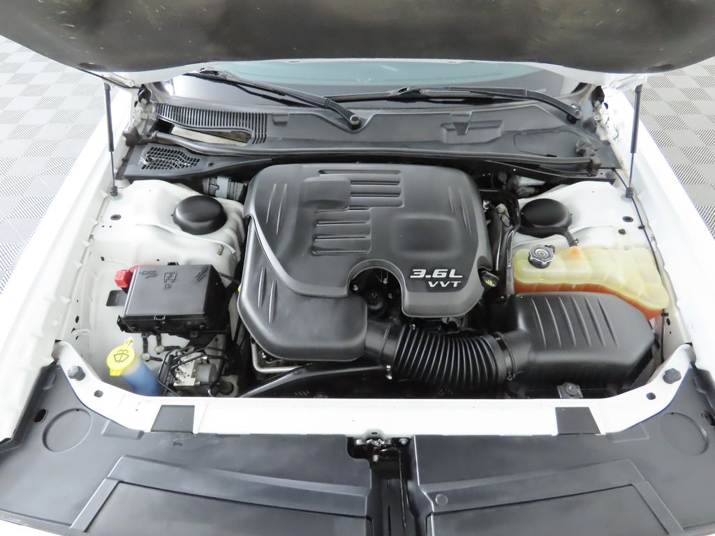2017 Dodge Challenger GT 28