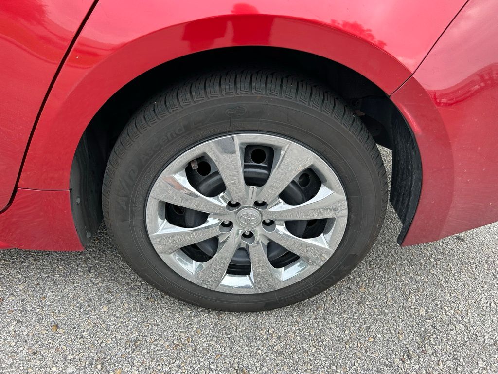 2020 Toyota Corolla LE 9