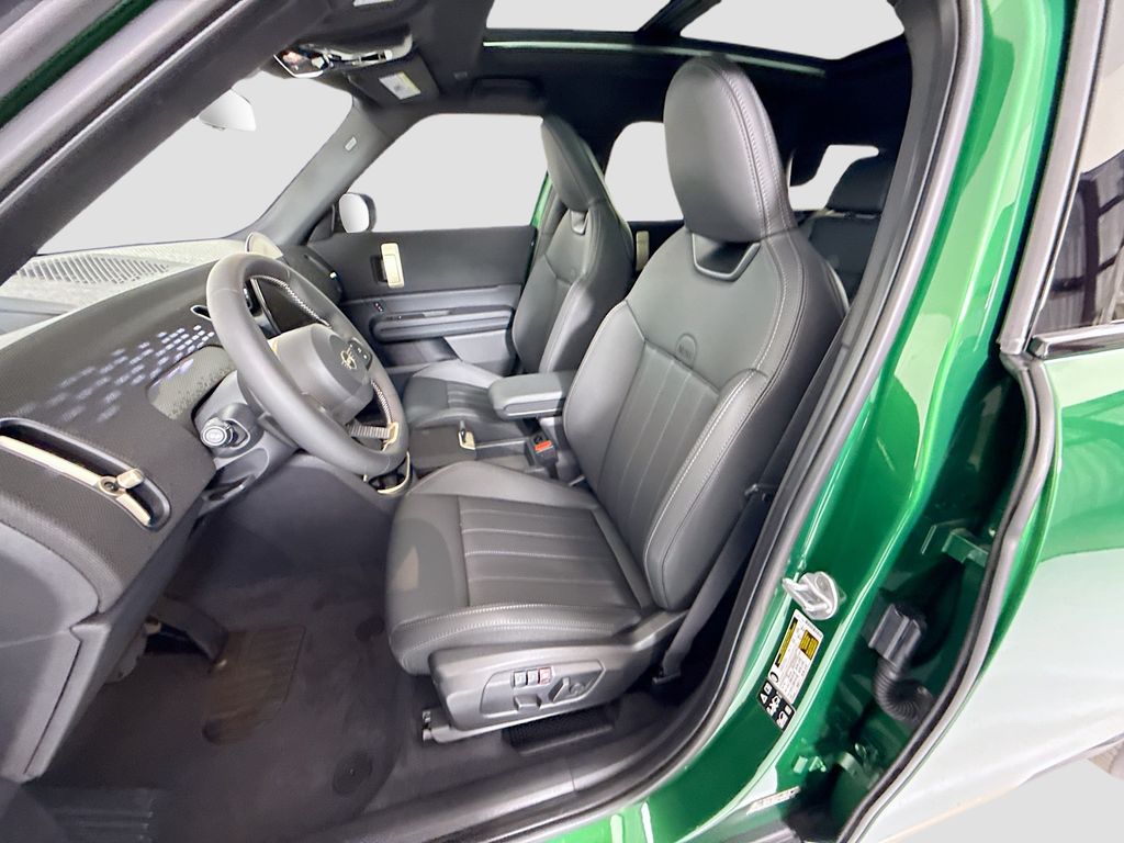 Thumbnail: 2027 MINI Cooper Countryman - 19