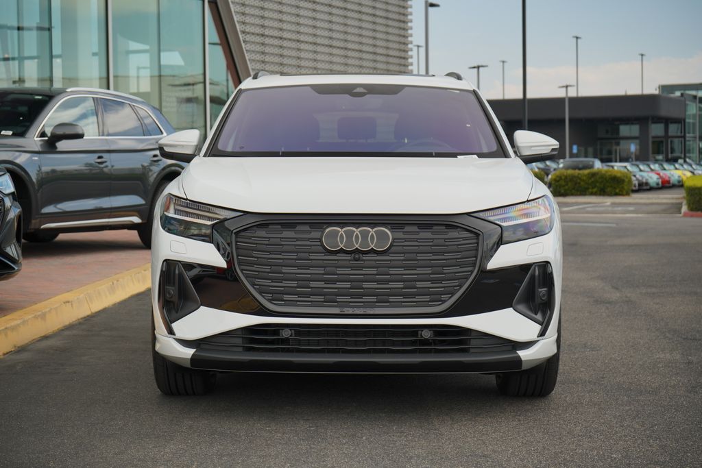 2024 Audi Q4 e-tron  5