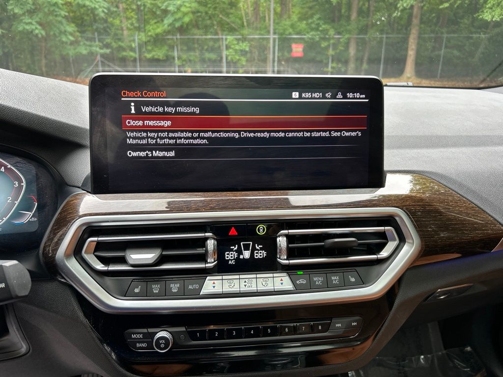 Used 2023 Gray BMW xDrive30i image 19