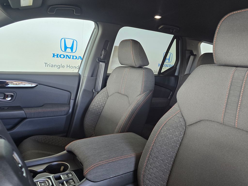 Thumbnail: 2026 Honda Pilot - 12