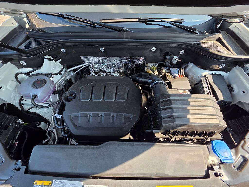 2026 Volkswagen Atlas Cross Sport 2.0T SE w/Technology White/off-white at Sutliff Volkswagen