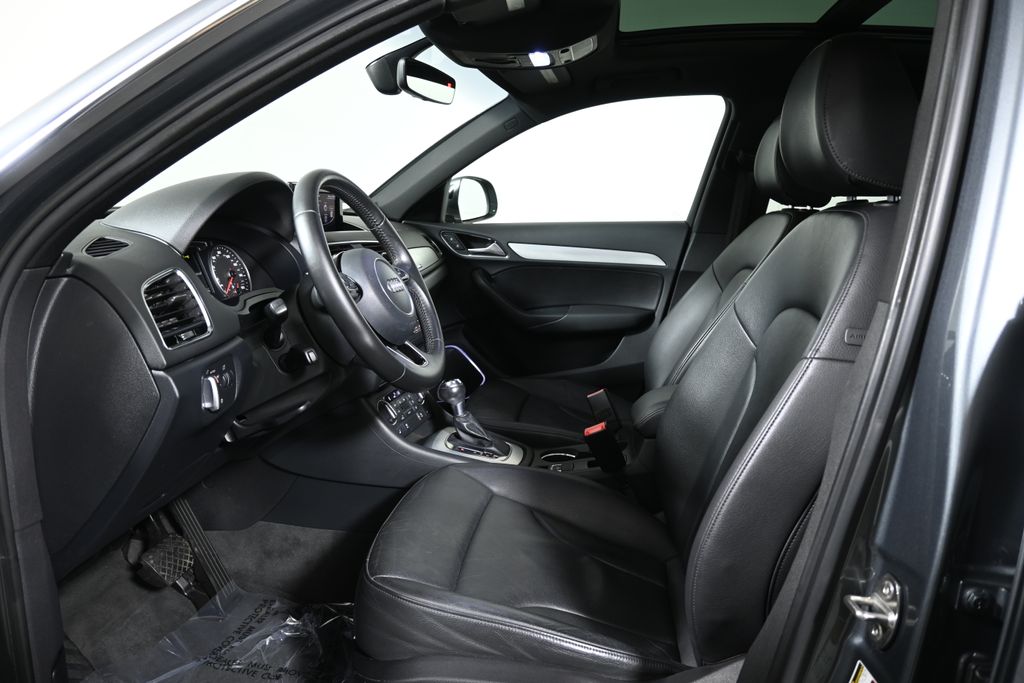 Thumbnail: 2016 Audi Q3 - 3