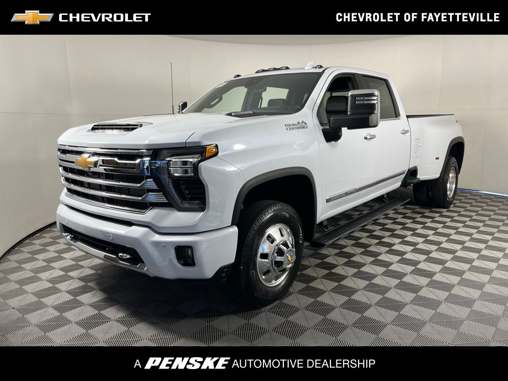 Thumbnail: 2026 Chevrolet Silverado 3500 - 1