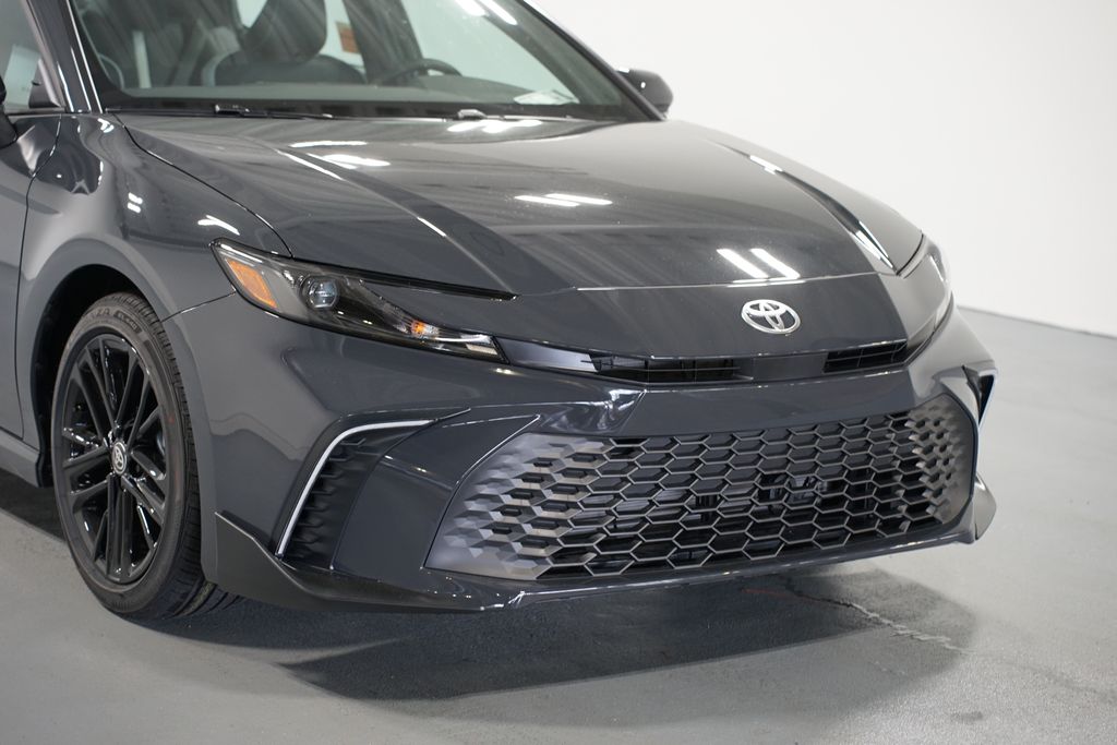 Thumbnail: 2025 Toyota Camry - 4