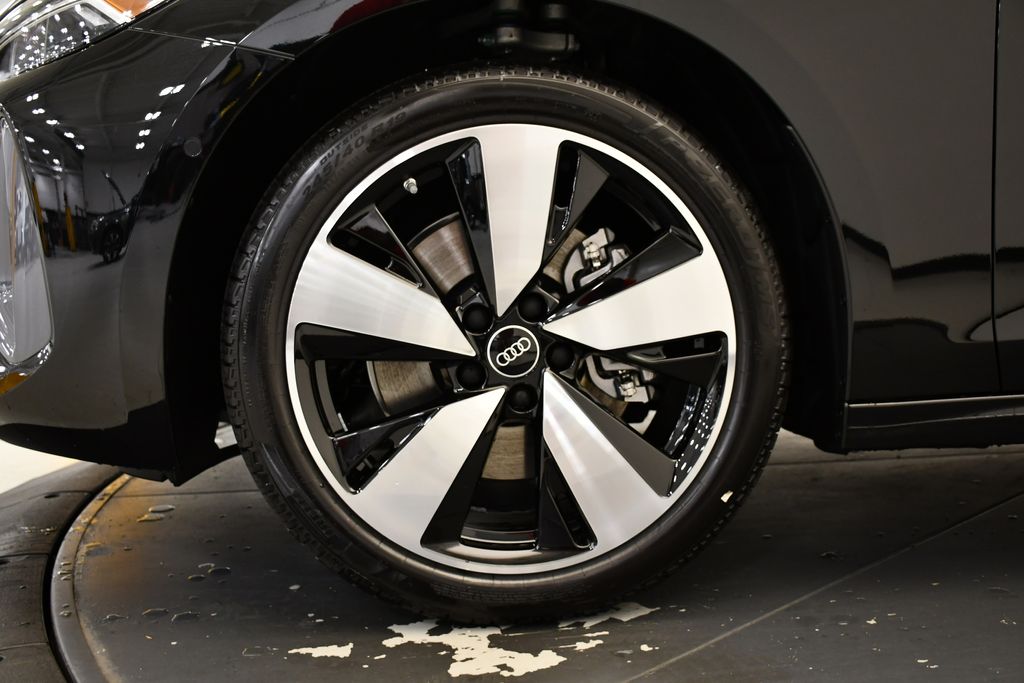 Thumbnail: 2025 Audi A5 - 13