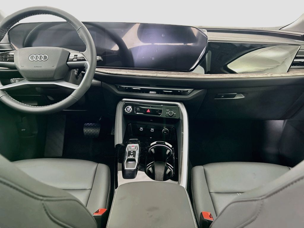Thumbnail: 2026 Audi Q5 - 13