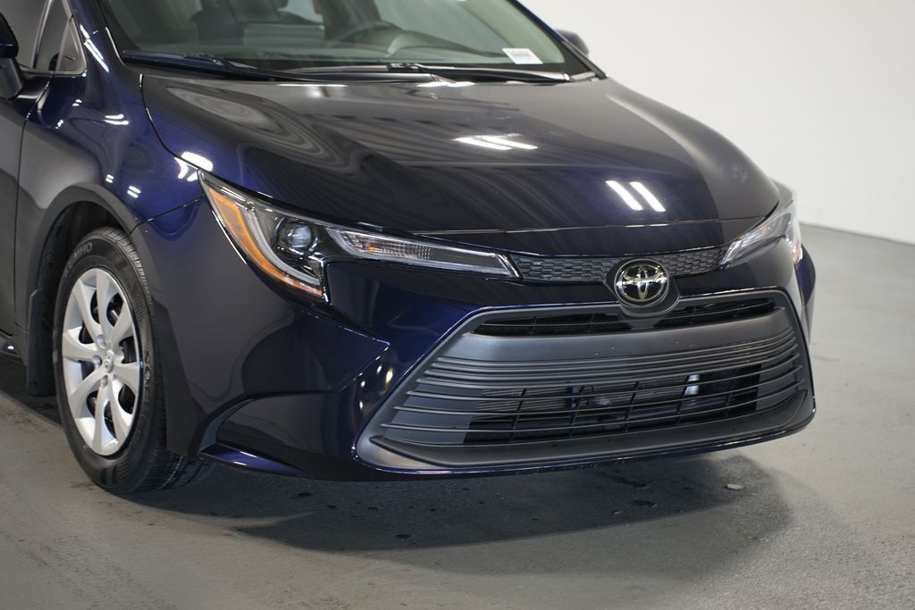 Thumbnail: 2025 Toyota Corolla - 4