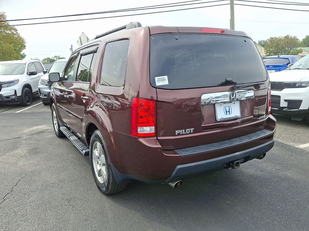 Thumbnail: 2011 Honda Pilot - 4
