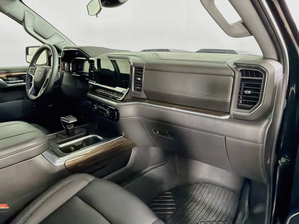 Used 2025 Chevrolet Silverado 1500 Truck