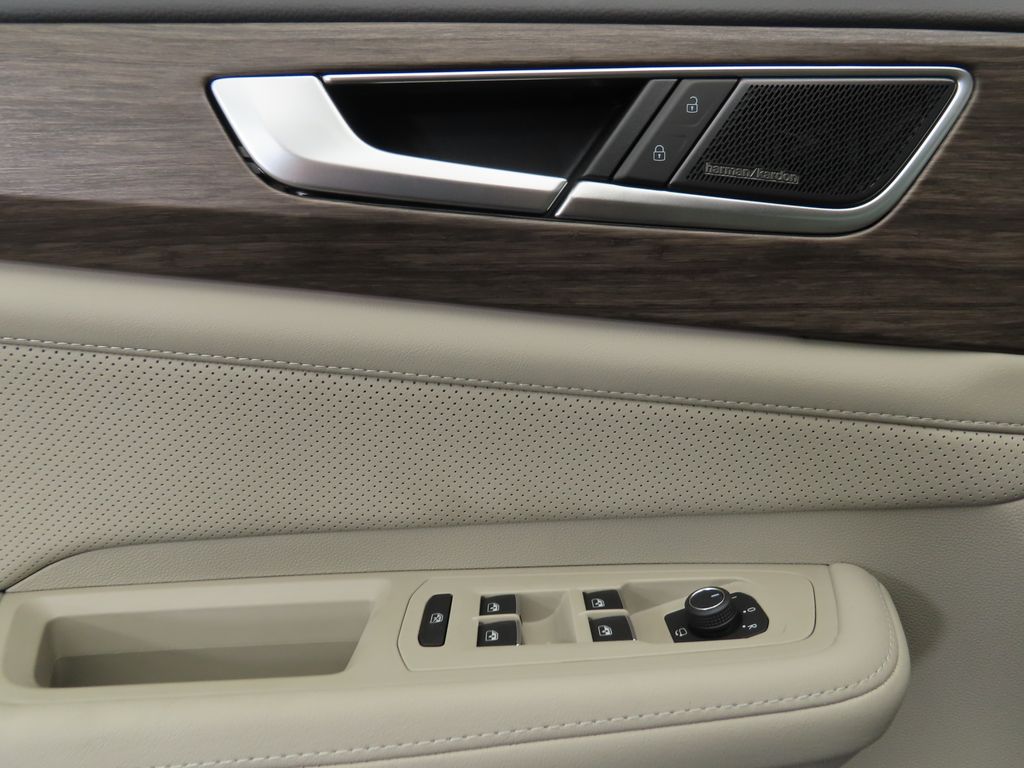2025 Volkswagen Atlas SEL 25
